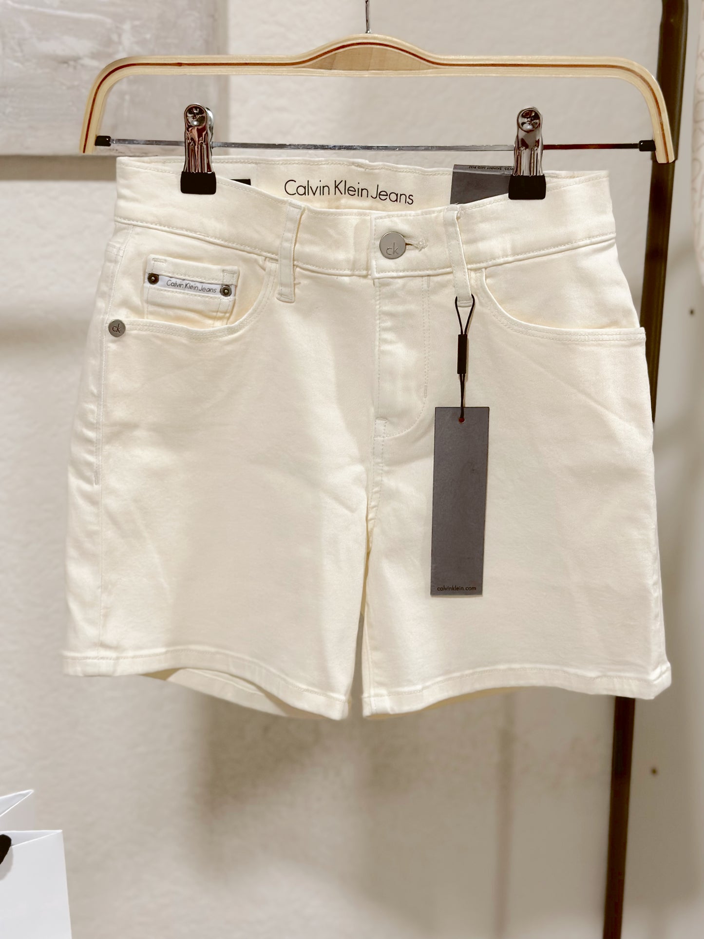 Short Calvin Klein White