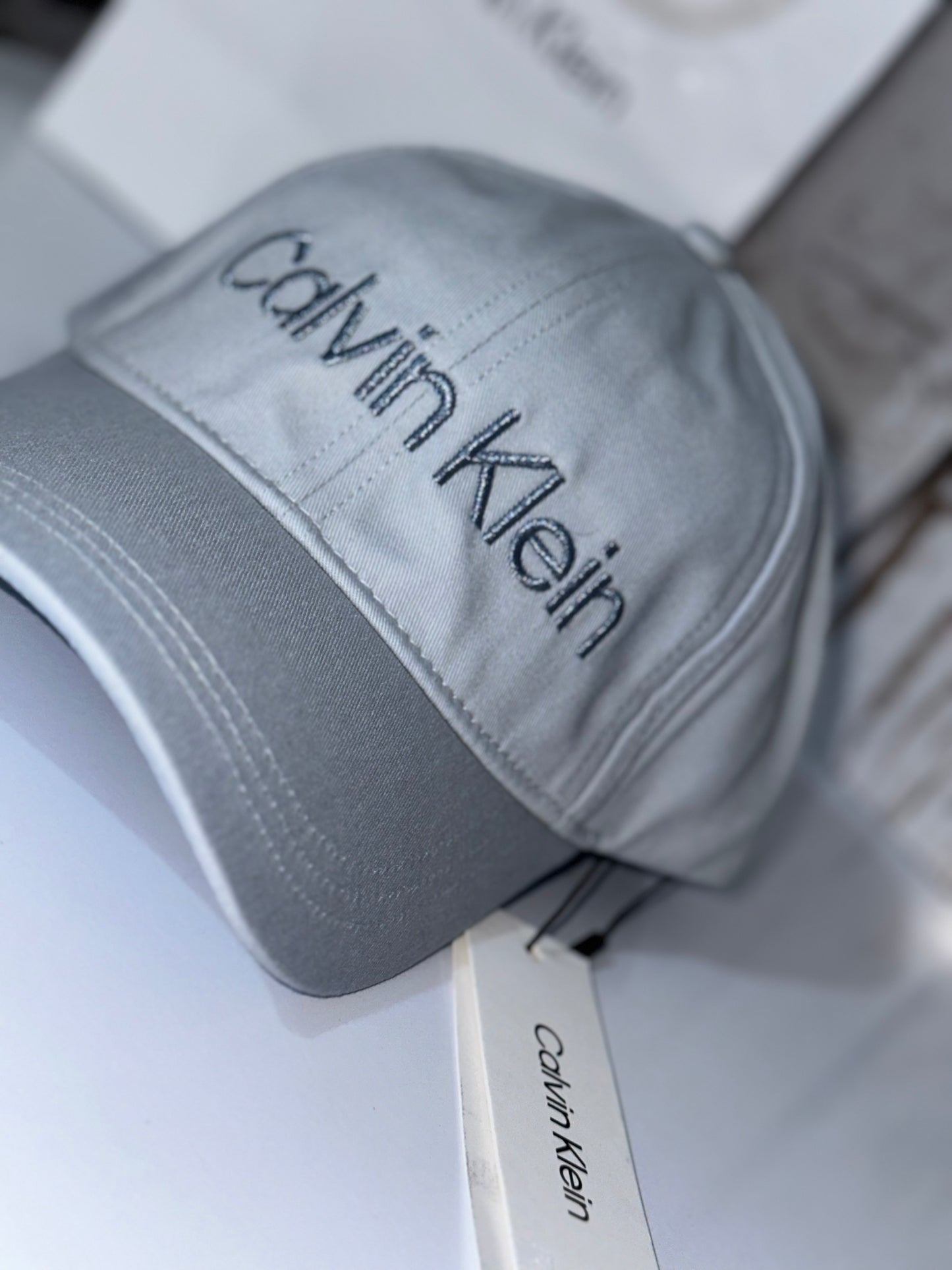Cap women sky Calvin Klein